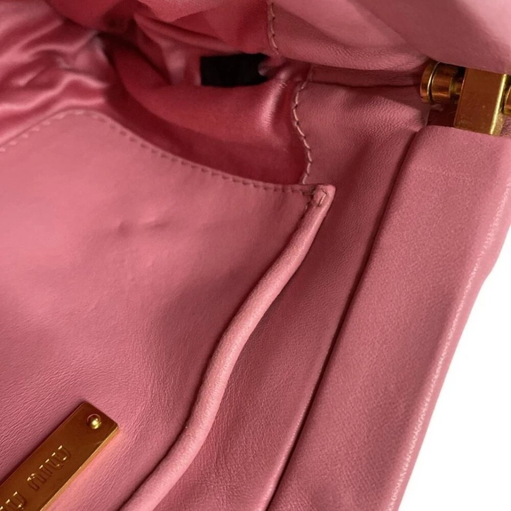 miumiu Matelasse Pink Leather Clutch Bag 422-052625 - Picture 13 of 14